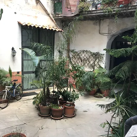 Pensión La Querencia 4*